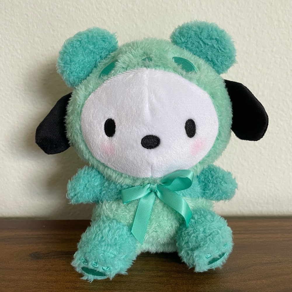 6.7 Inch Pochacco in Green Panda Costume Plushie BRAND NEW from Round1 Exclusive